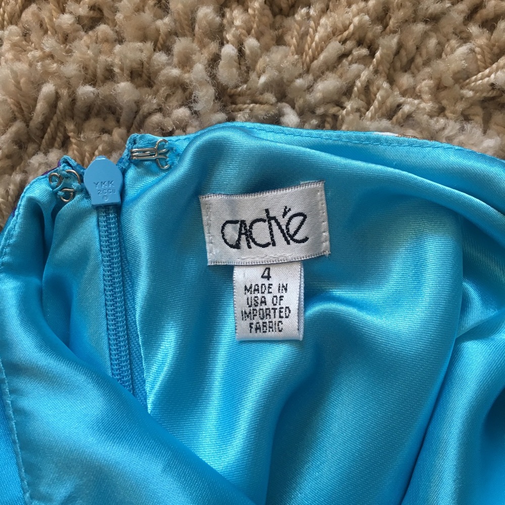 Cache gown - Picture 8 of 10